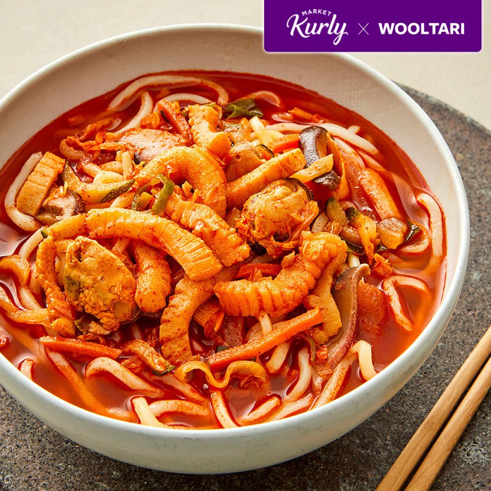 Lee Yeon Bok's MOKRAN JJAMPPONG (SPICY SEAFOOD NOODLE SOUP)