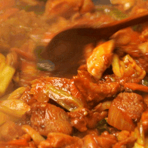 Chicken Thigh in Hot Sauce 2lbs