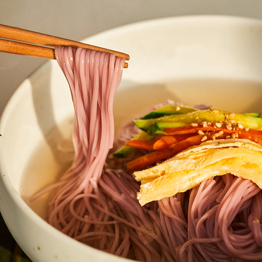 5 colored Hand-Pulled Noodles